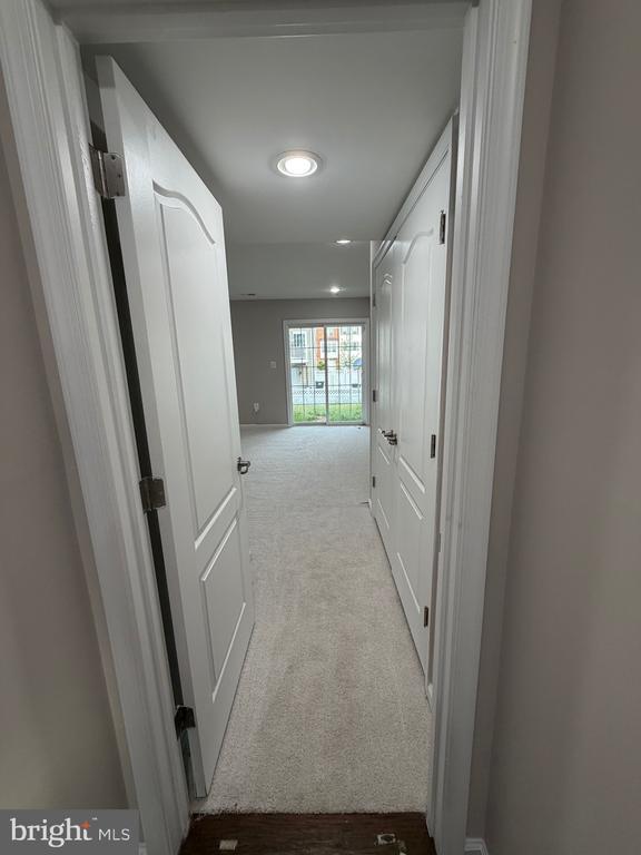 Foto del edificio - 128 Hidden Brook Dr