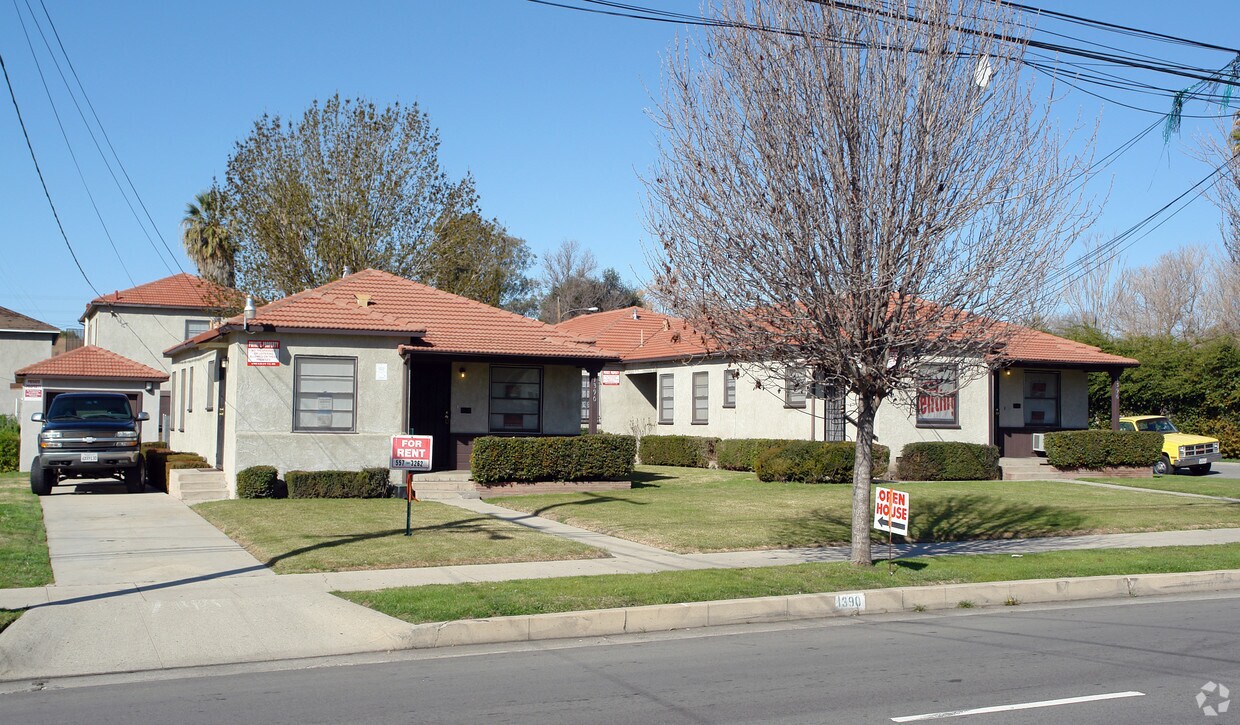 Primary Photo - 1390-1396 N Mountain View Ave