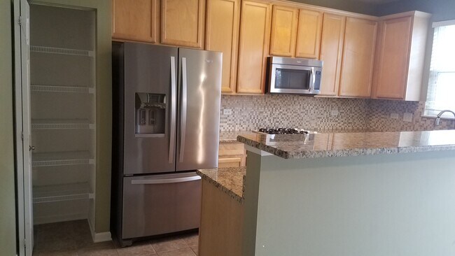 Foto del edificio - 988 Indigo Ct