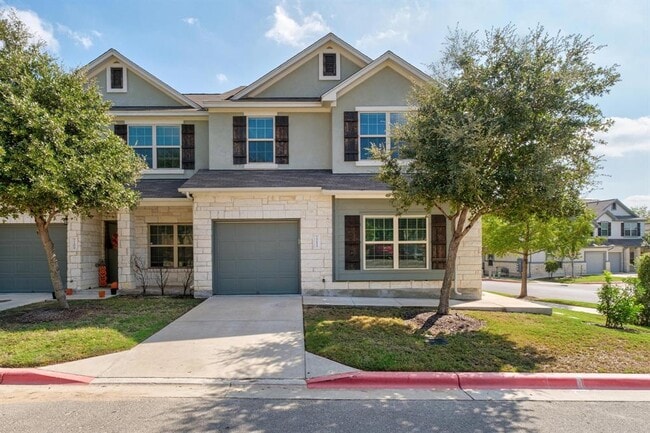 Foto del edificio - 7211 Ray Charles Dr