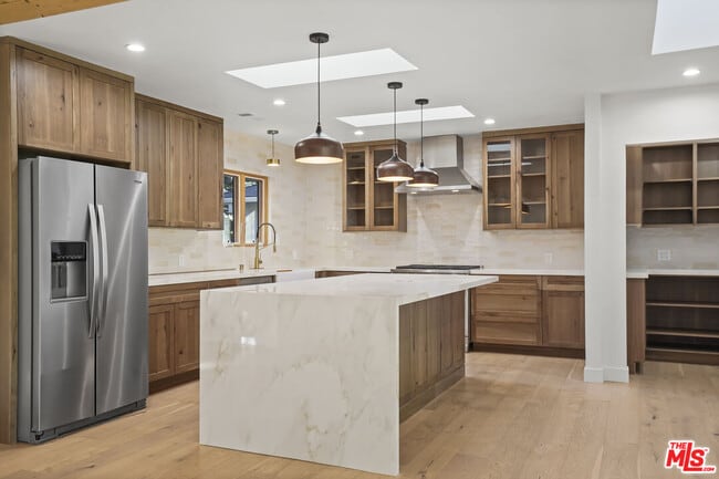 Foto del edificio - 3604 Stewart Ave