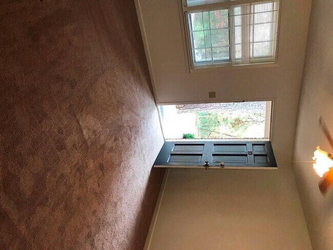 Building Photo - 324 Pelham Creek Dr