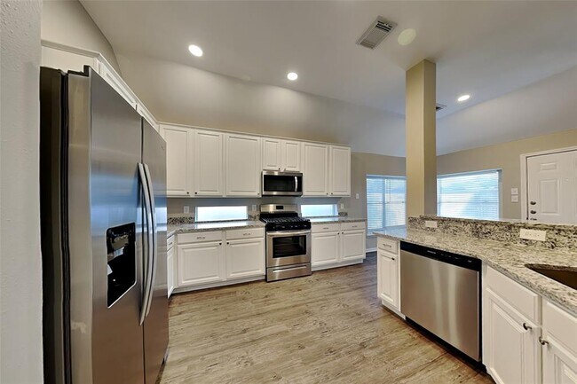 Foto del edificio - 3830 Paigewood Dr