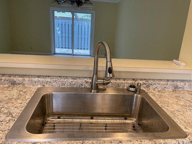 Foto del edificio - 81 SW 3rd St