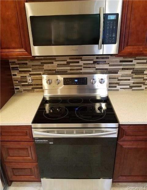 Foto del edificio - 17 Hallock St