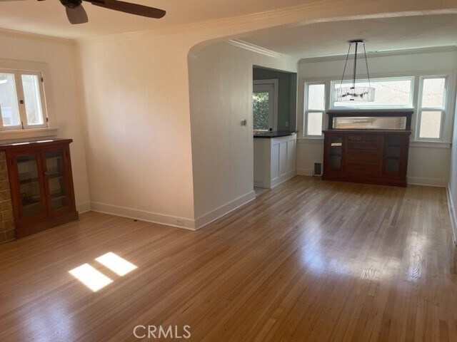 Foto del edificio - 4824 E Broadway