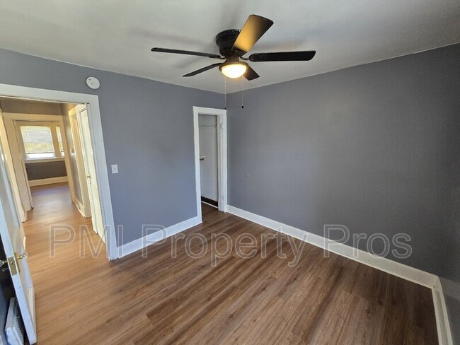 Foto del edificio - 3371 N Richards St