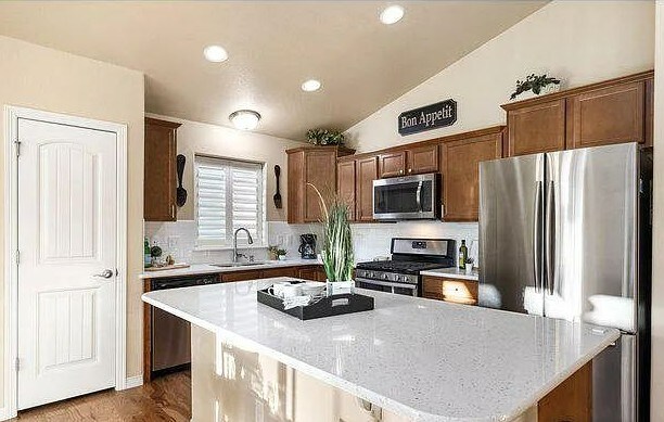 Foto del edificio - 5562 Osbourne Dr