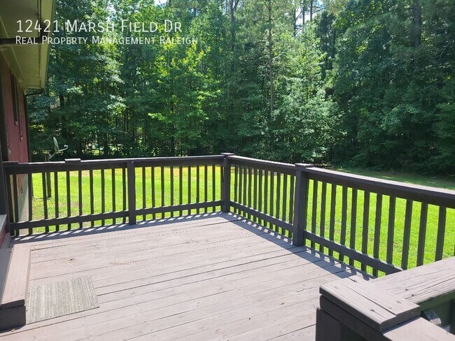Foto del edificio - 12421 Marsh Field Dr