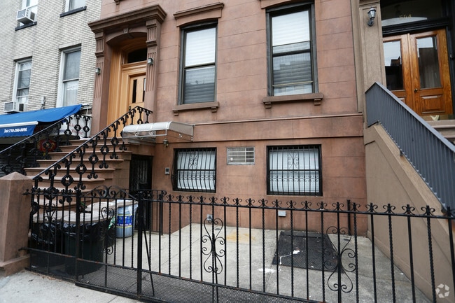 Foto del edificio - 506 Henry St