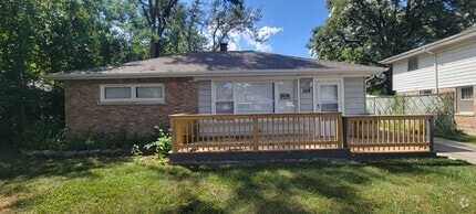 Building Photo - 358 Neola St