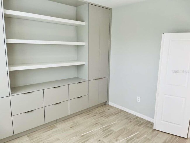 Foto del edificio - 2126 Ridge Pointe Ln