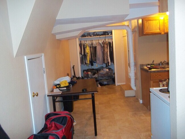Foto del edificio - 358 N 15th St