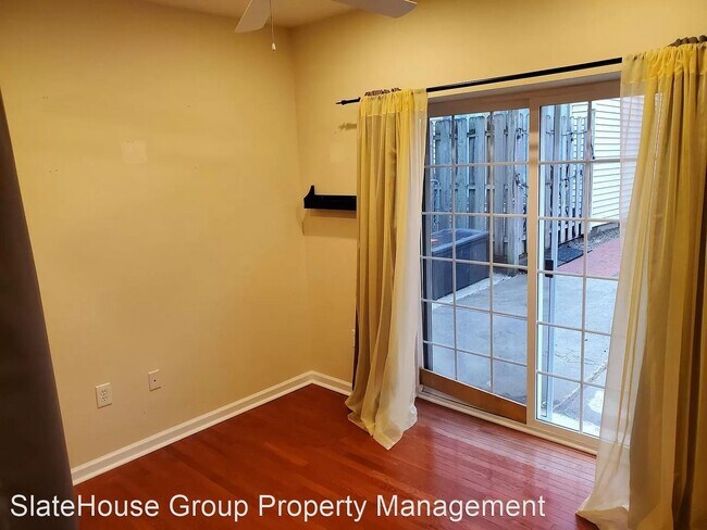 Foto del edificio - 983 N 5th St