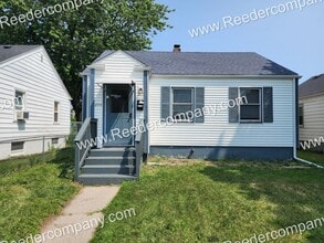 Building Photo - 2713 162nd Pl