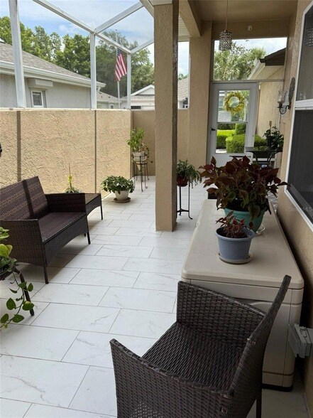 Foto del edificio - 731 Masterpiece Dr