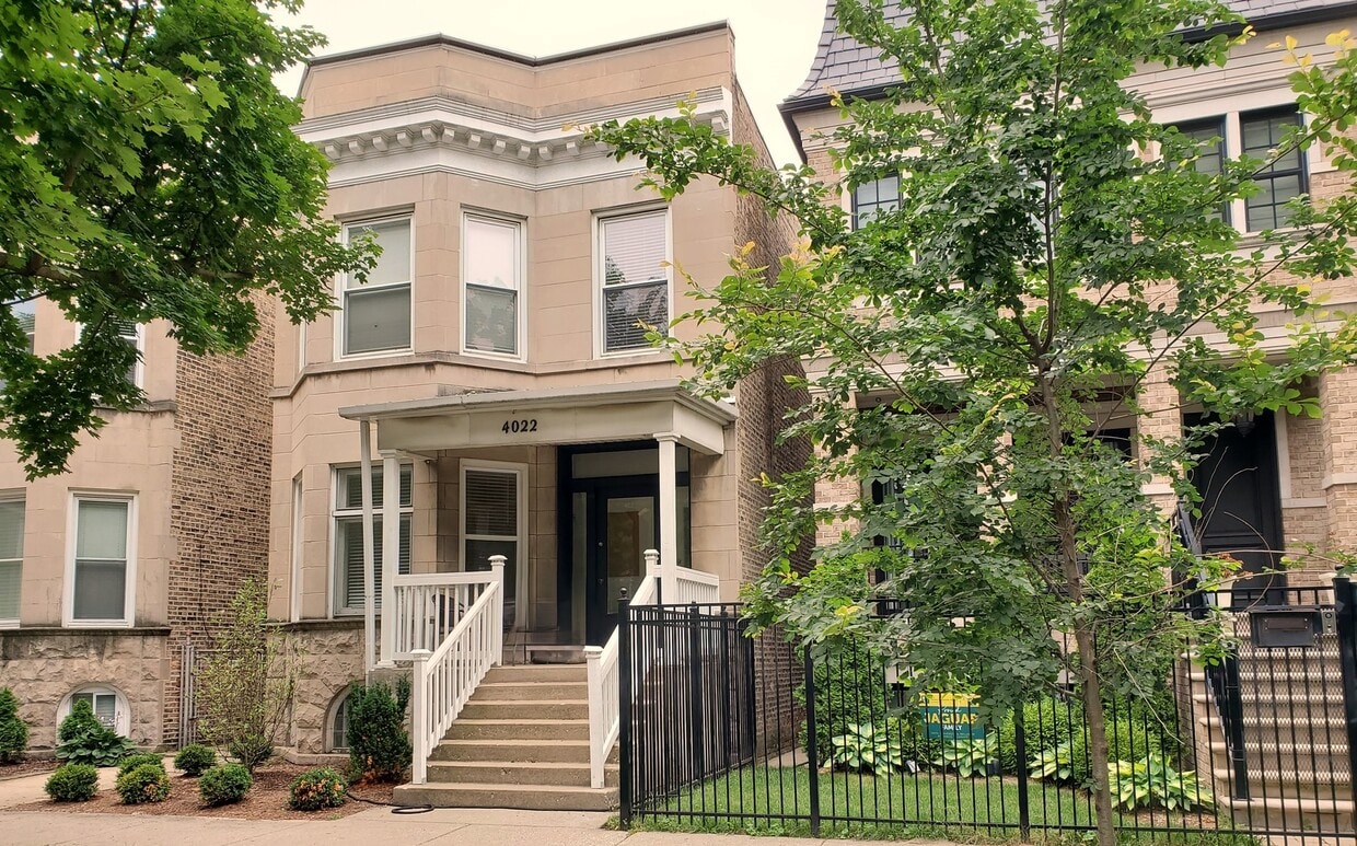Primary Photo - 4022 N Paulina St
