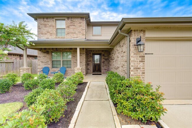 Building Photo - 9623 Japonica Dr
