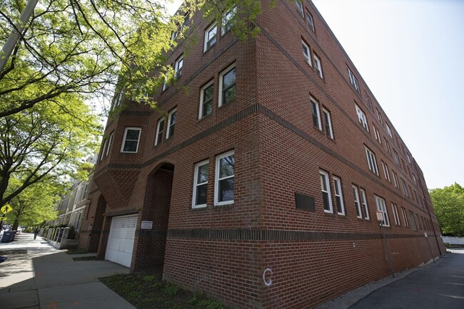 Building Photo - 2456 Massachusetts Ave