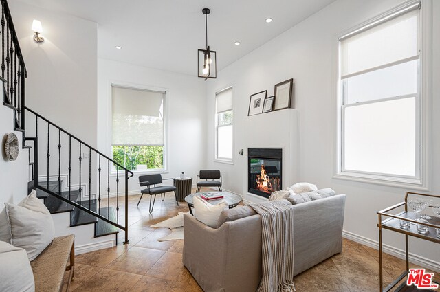 Foto del edificio - 715 N Kilkea Dr