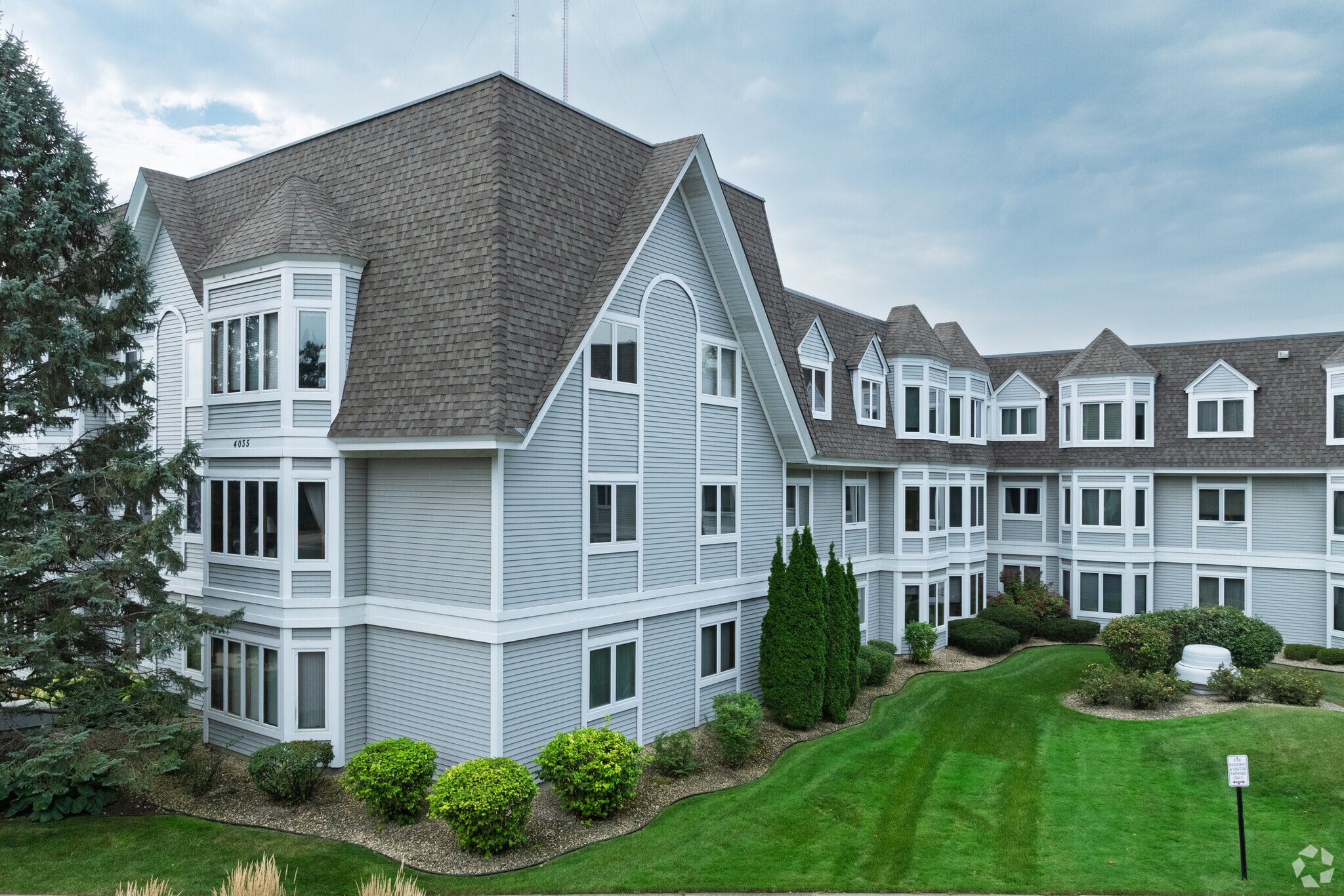 Victoria Street Condominiums