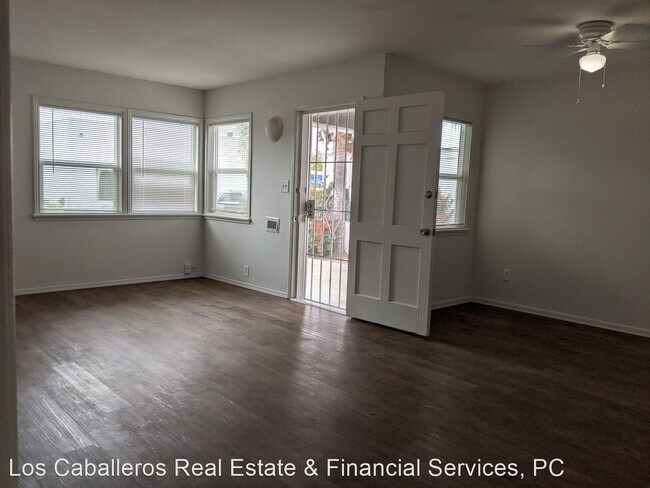 Foto del edificio - 3 br, 2 bath House - 123 S. Lime St.