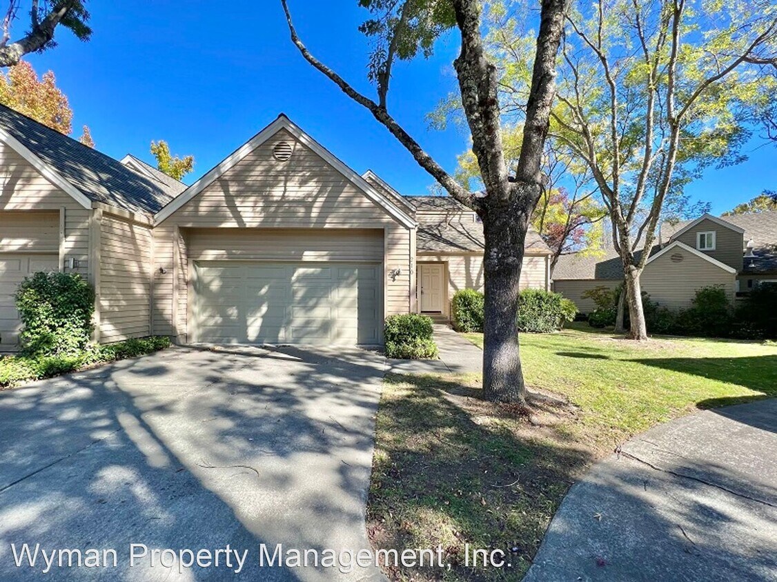 2 br, 2 bath House 210 Nemo Court House Rental in St. Helena, CA