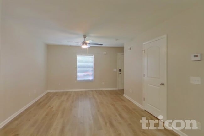 Building Photo - 155 Tybo Dr