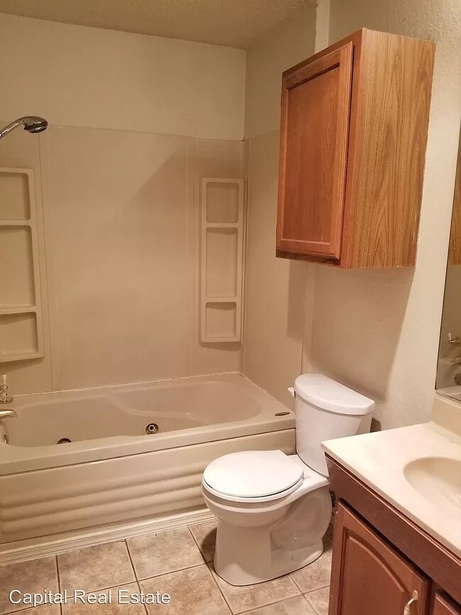 Foto del edificio - 1315 Laurel Ln