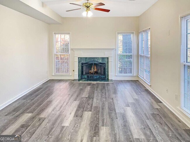 Building Photo - 3401 Rose Ridge