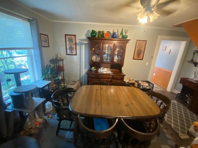 Dining room - 2203 Jackson St