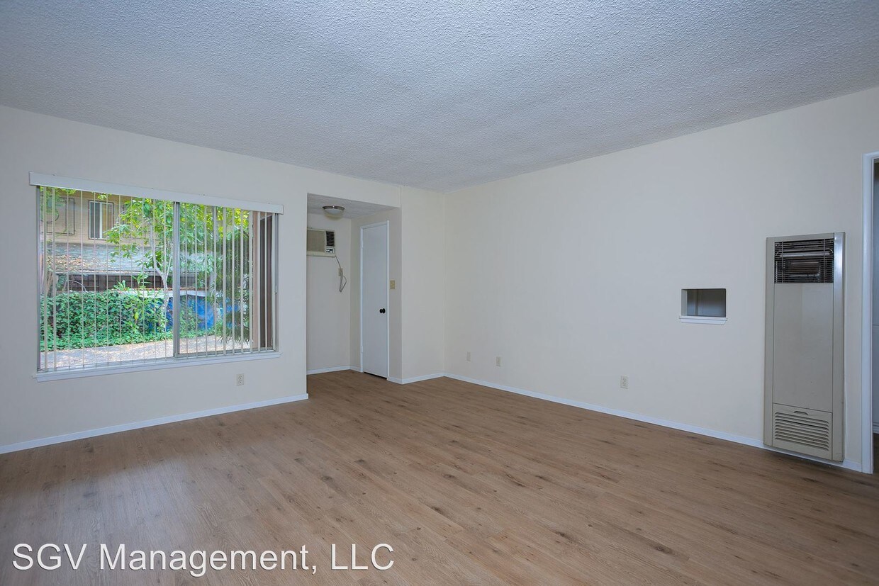 237 N Mountain Trail, Sierra Madre, CA 91024 Room for Rent in Sierra