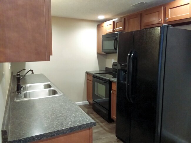 Foto del edificio - 307 1/2 N Washington St