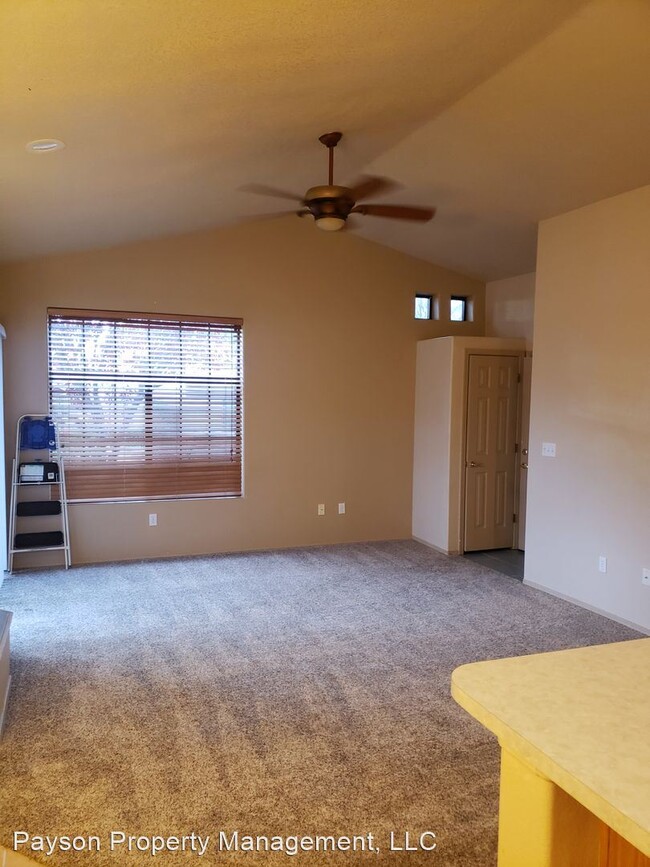 Building Photo - 2 br, 1 bath House - 1501 N Beeline Hwy, #59