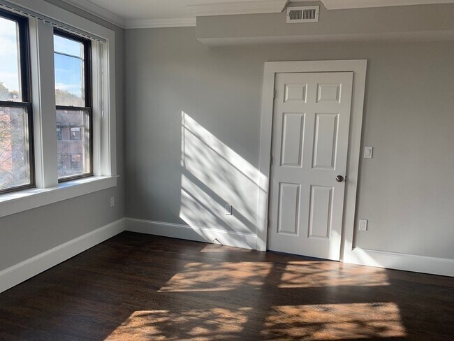 Foto del edificio - 101 Longwood Ave