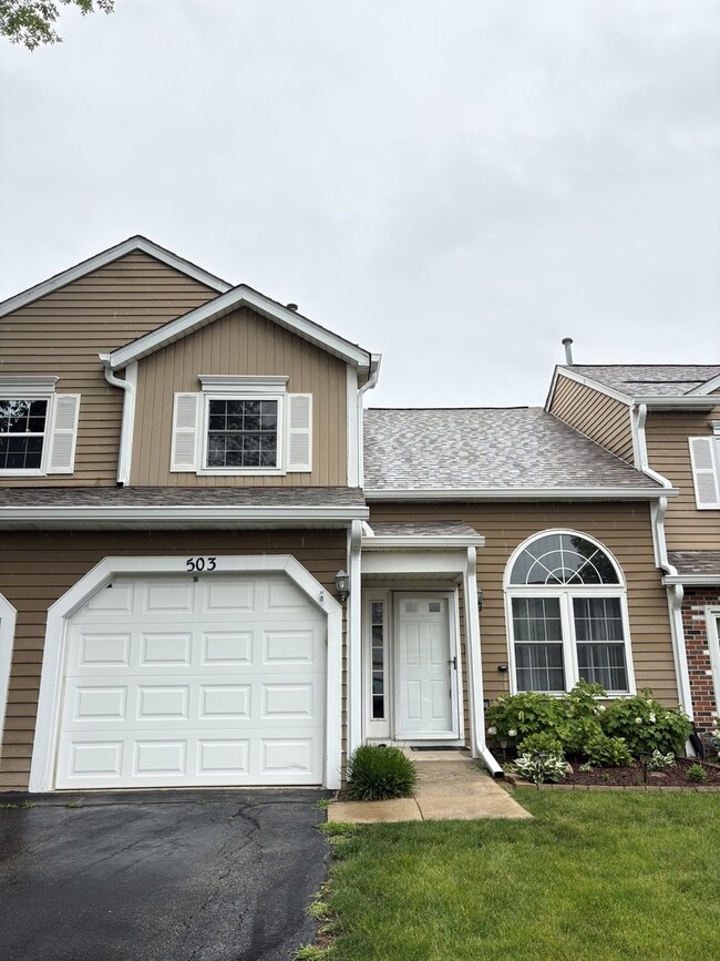 Building Photo - 503 Ascot Ln