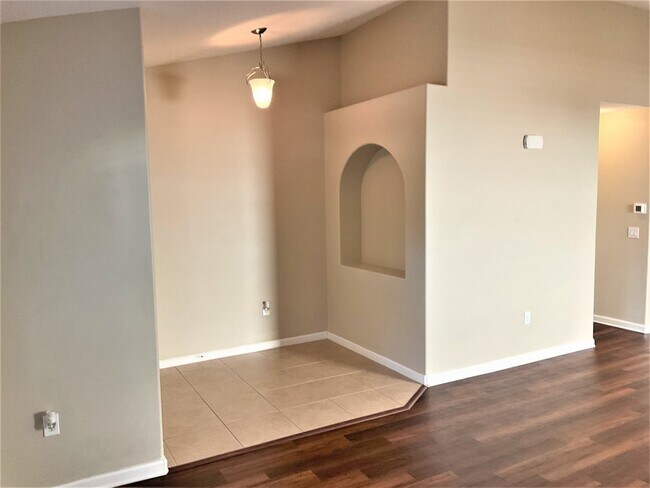Building Photo - 1253 Hailey St
