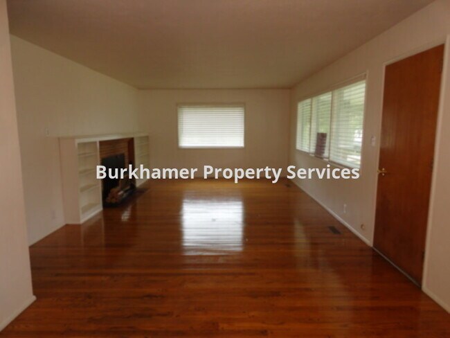 Building Photo - 7001 Harrison Rd