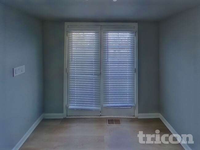 Building Photo - 3870 Caviar Ct