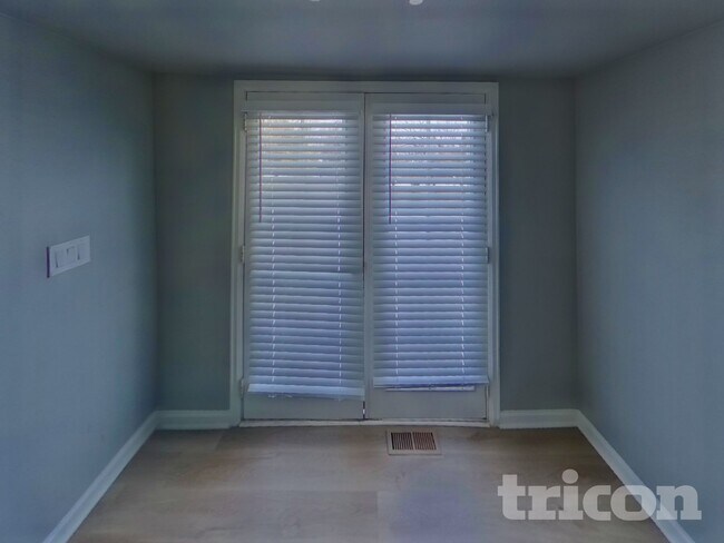 Foto del edificio - 3870 Caviar Ct