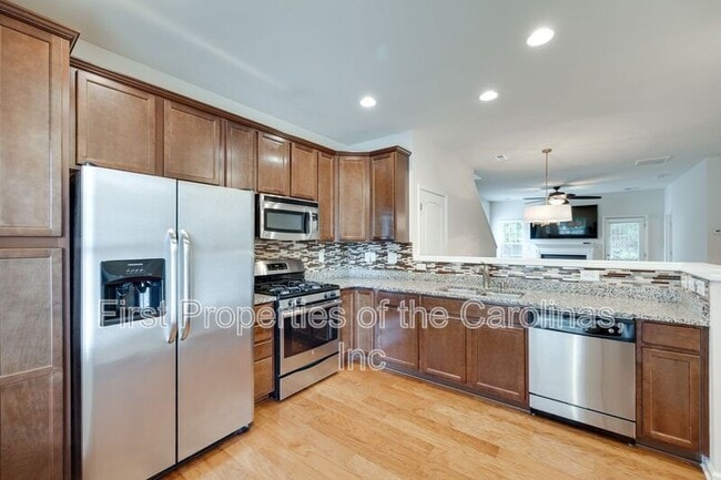 Building Photo - 1430 Harpers Inlet Dr