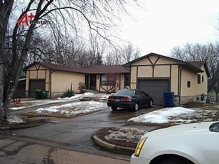 Primary Photo - Two bedroom Two bathroom duplex for rent