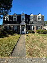 Building Photo - 5200 Forestdale Dr