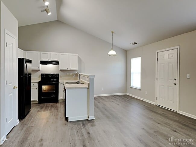 Building Photo - 1513 Tirano Ct