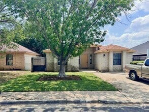 Building Photo - 10216 Comet Dr