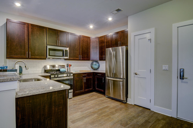 Kitchen - Fairway 28