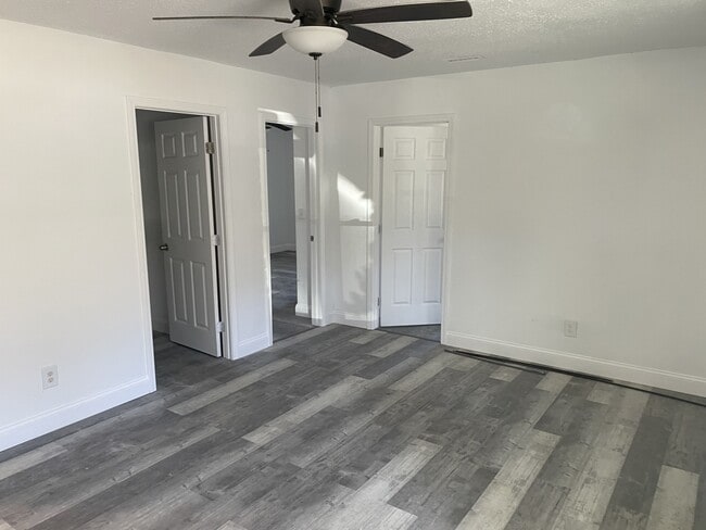 Foto del edificio - 139 Simonton Mill Rd