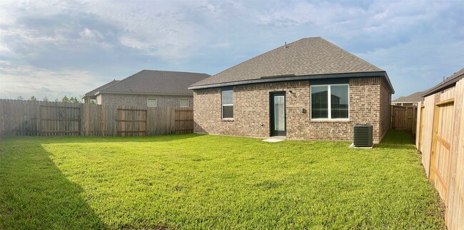 Building Photo - 1035 Rosewood Trl