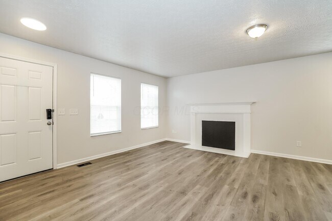 Foto del edificio - 7287 Candlestone Dr