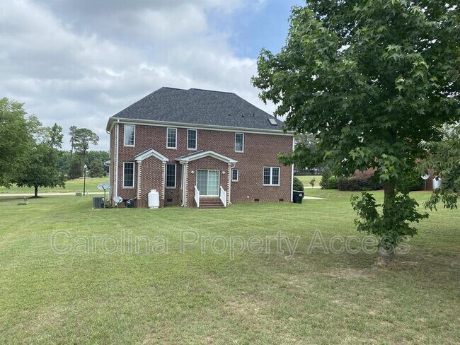 Building Photo - 1021 Rolling Farm Dr